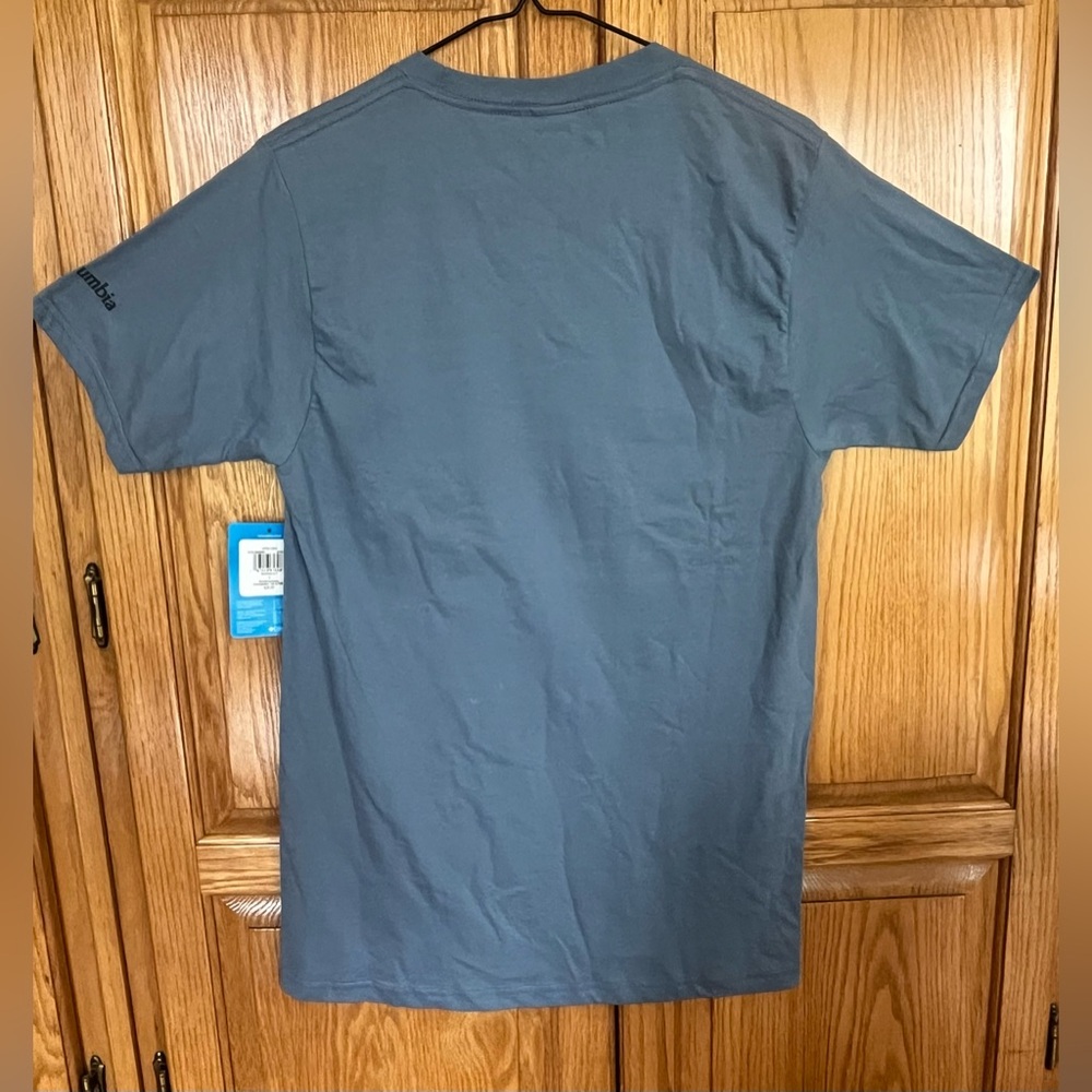 Columbia Sportswear Company Men's Blue Short Sleeve Graphic T-Shirt. Size Small - Picture 5 of 7